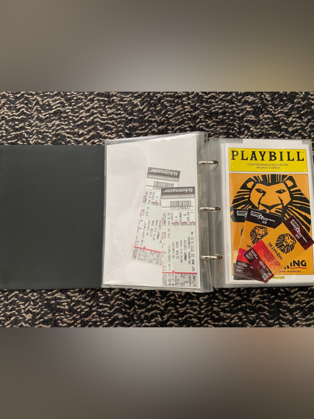 PLAYBILL Black Binder Magazine Holder - PLAYBILL - Picture 2 of 2